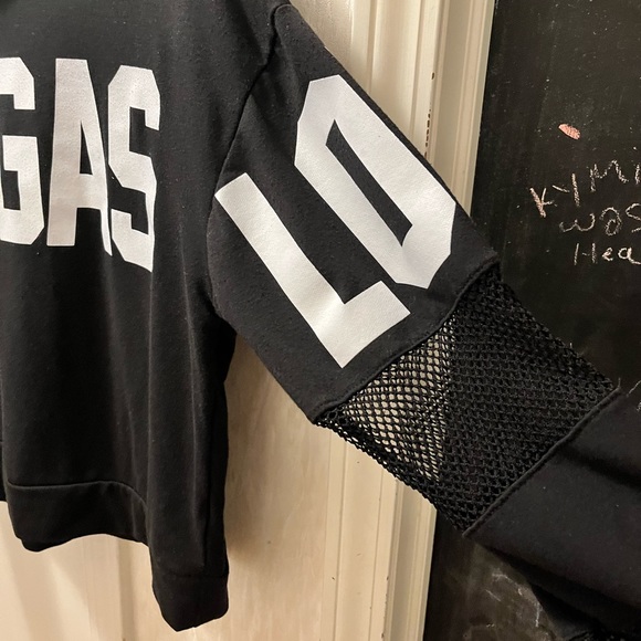NWOT Love Vegas sweatshirt with mesh open arm - Picture 6 of 8